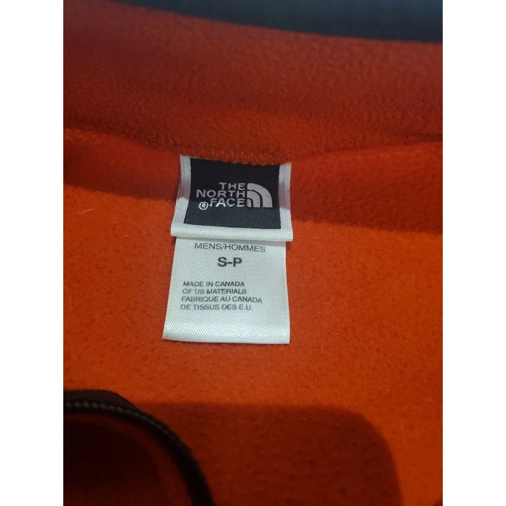 The North Face Men's 1/2 Zip Long Sleeve‎ Sweater, Small, Orange/Black